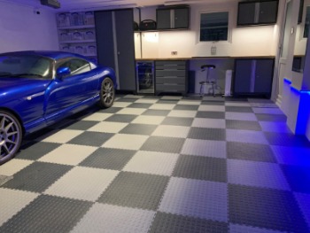 Chequer garage floor tiles in TVR garage